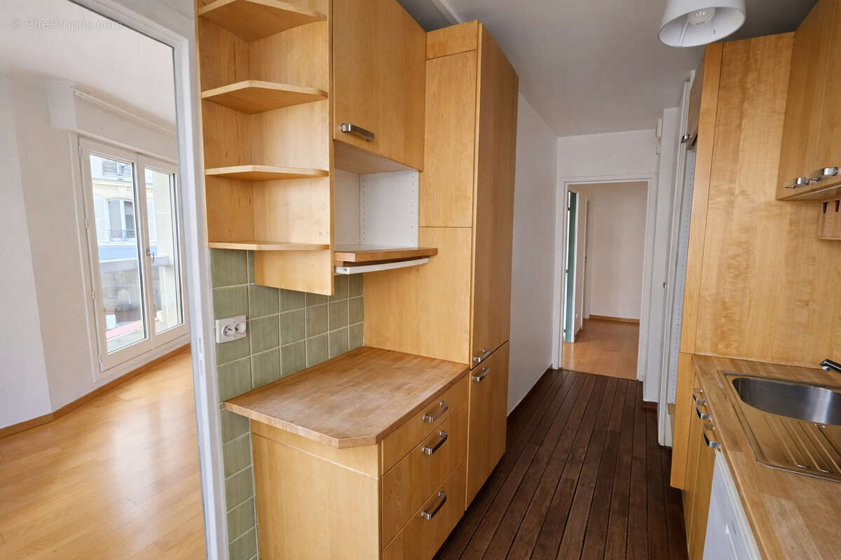 Appartement à PARIS-11E