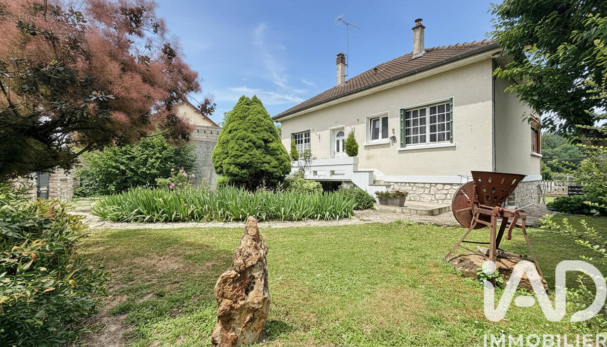 Photo 1 - Maison à CHATENAY-SUR-SEINE
