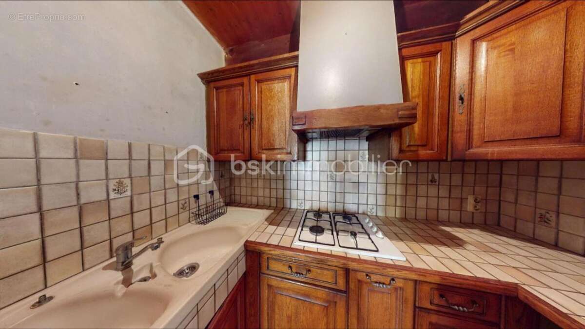 Maison de ville située à Bourg de Visa 82150, bon état, petit prix, idéale 1er achat ou investisseur - photo 4