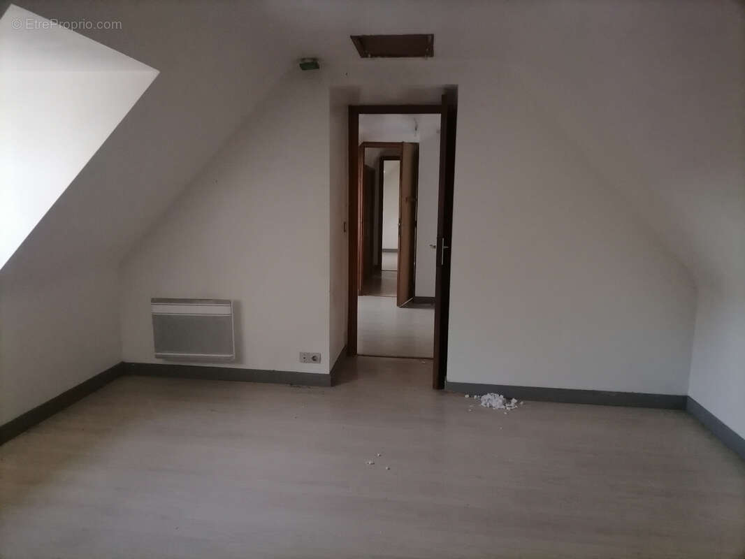 Maison à PLOUGUIEL