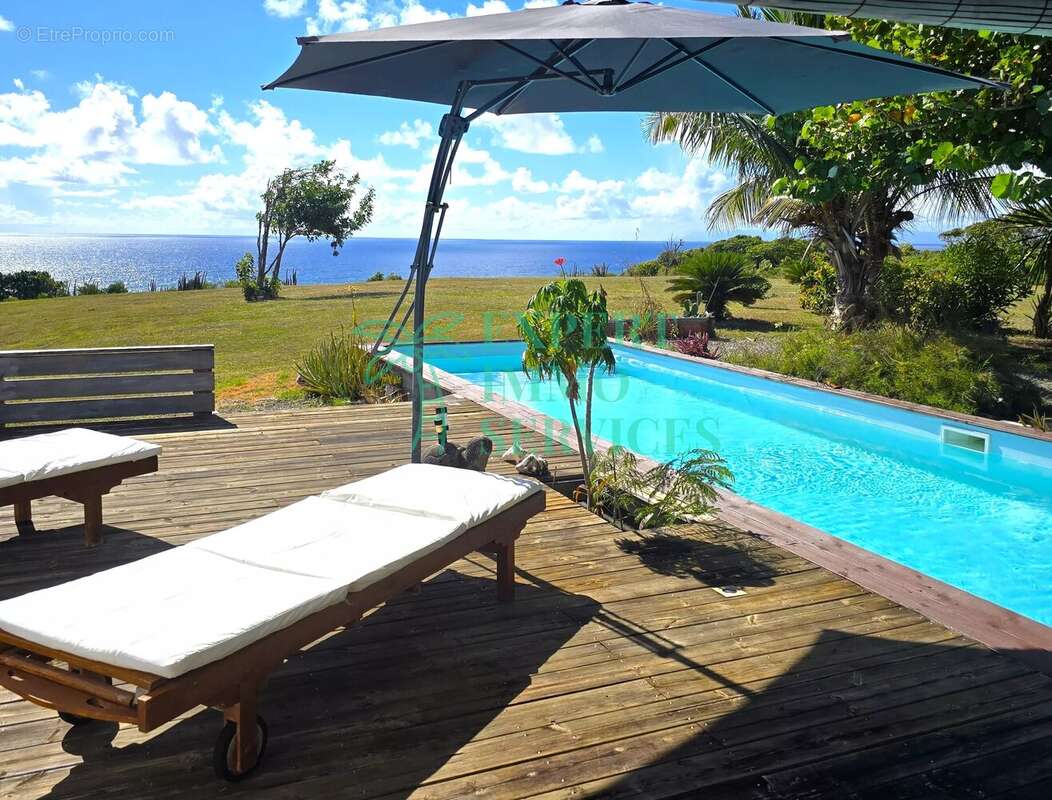 Maison à CAPESTERRE-DE-MARIE-GALANTE