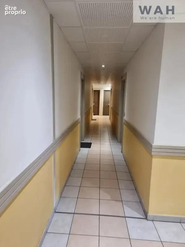 Appartement 2 pièces - 46,8 m2 - ASCENSEUR - TERRASE - PARKI - photo 9