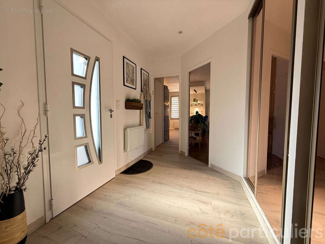Exclusif - Maison de plain pied avec jardin - photo 4
