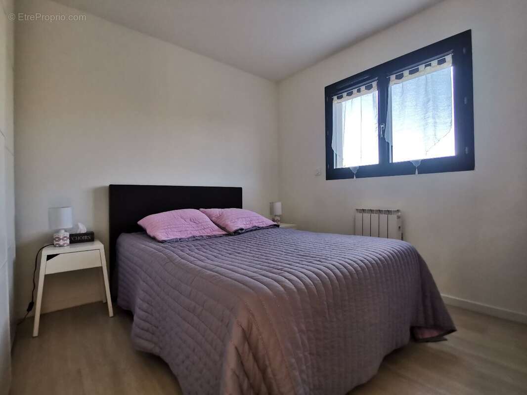 Maison à MEJANNES-LE-CLAP