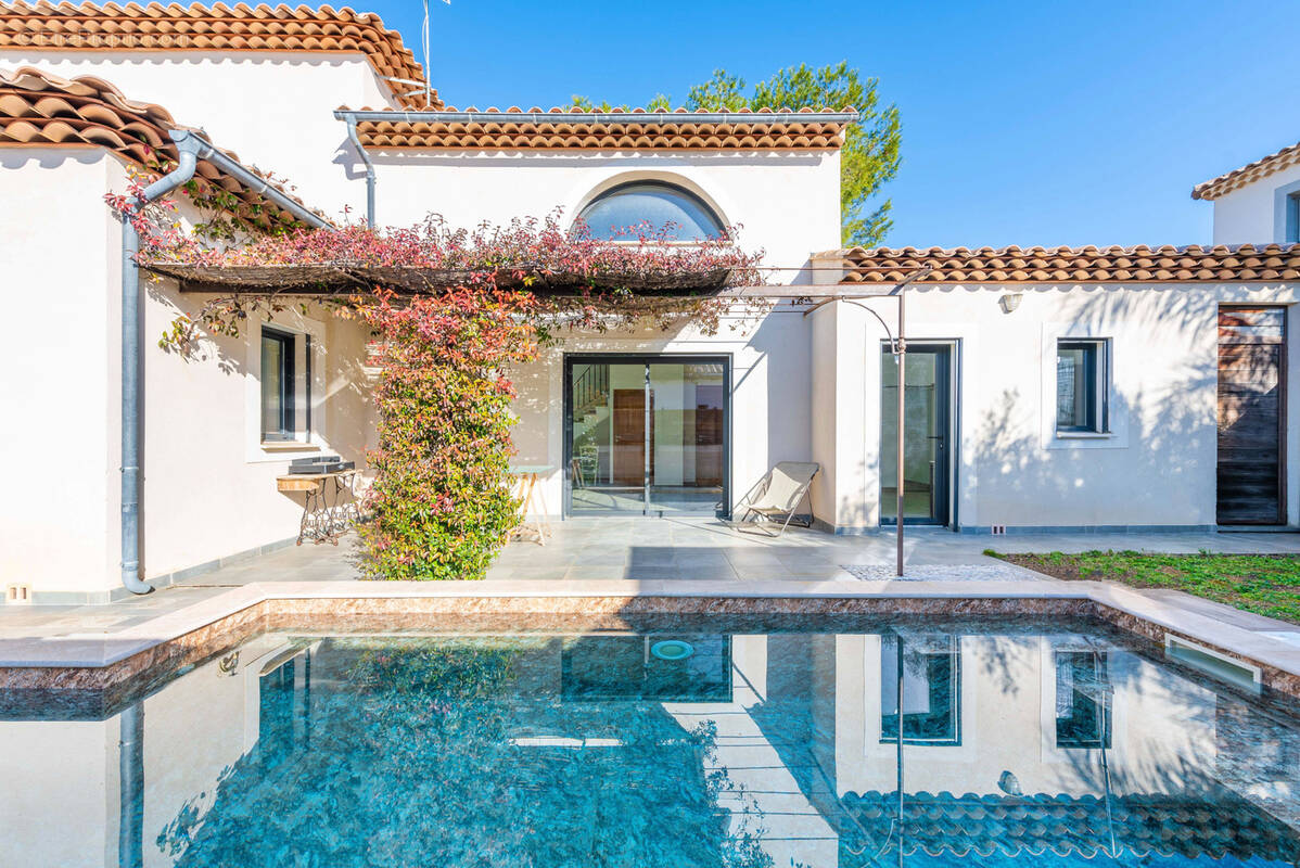 Maison à SIX-FOURS-LES-PLAGES