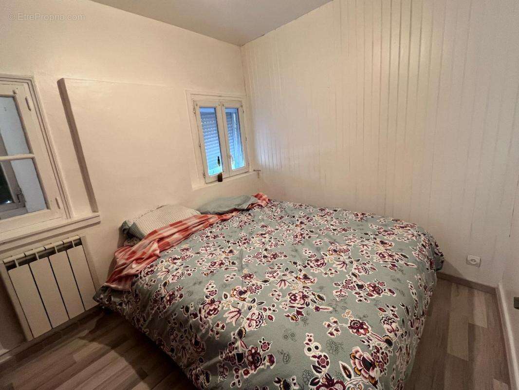 Maison à SAINT-GAULTIER