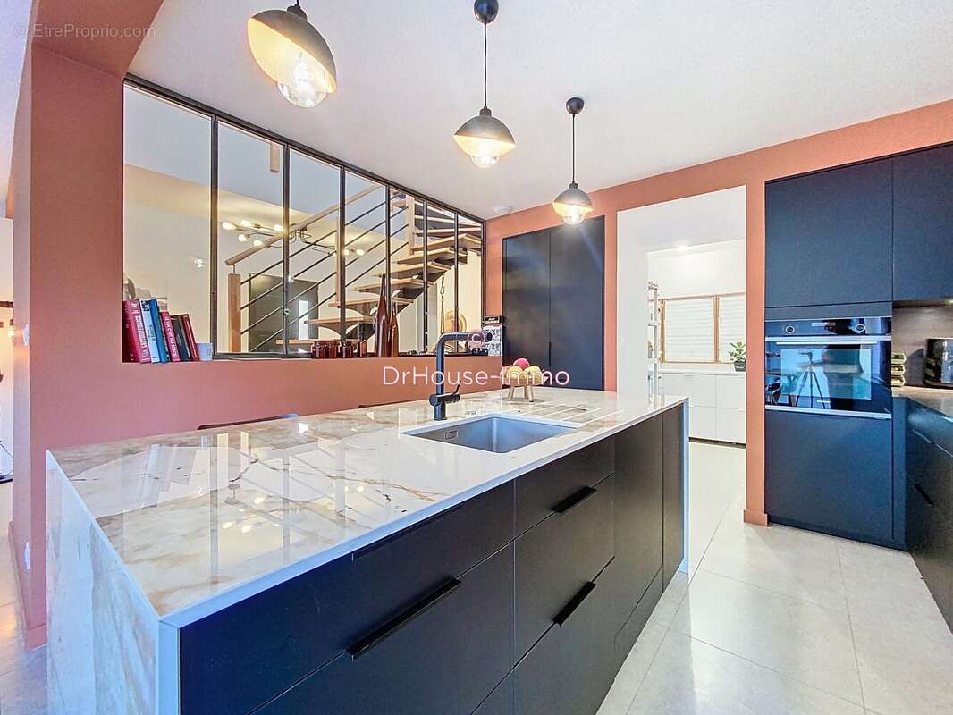 Maison à SAINT-MEDARD-EN-JALLES