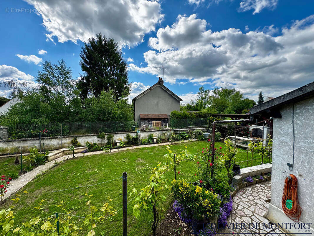 Maison à MONTFORT-L'AMAURY