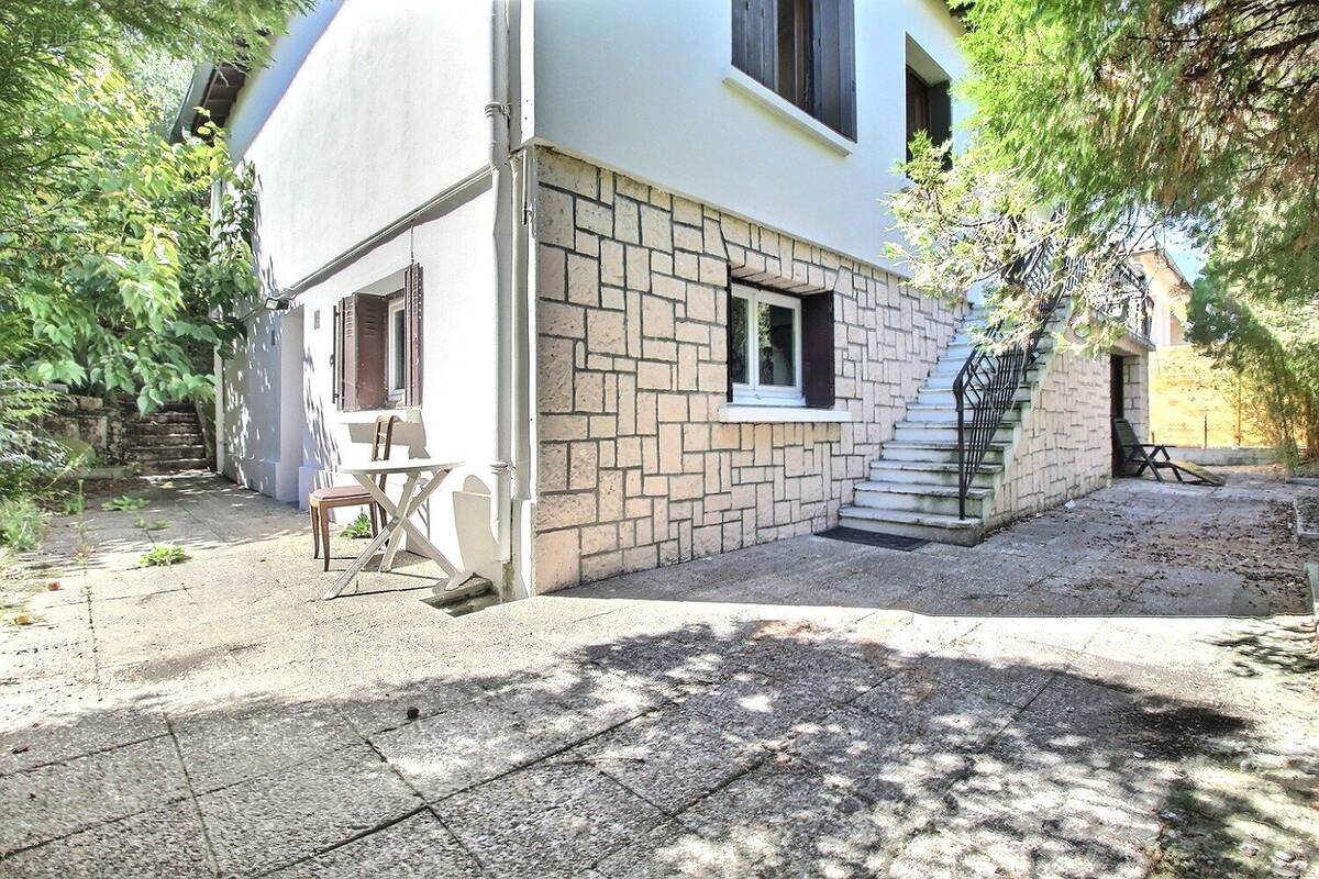 Maison à RAMONVILLE-SAINT-AGNE