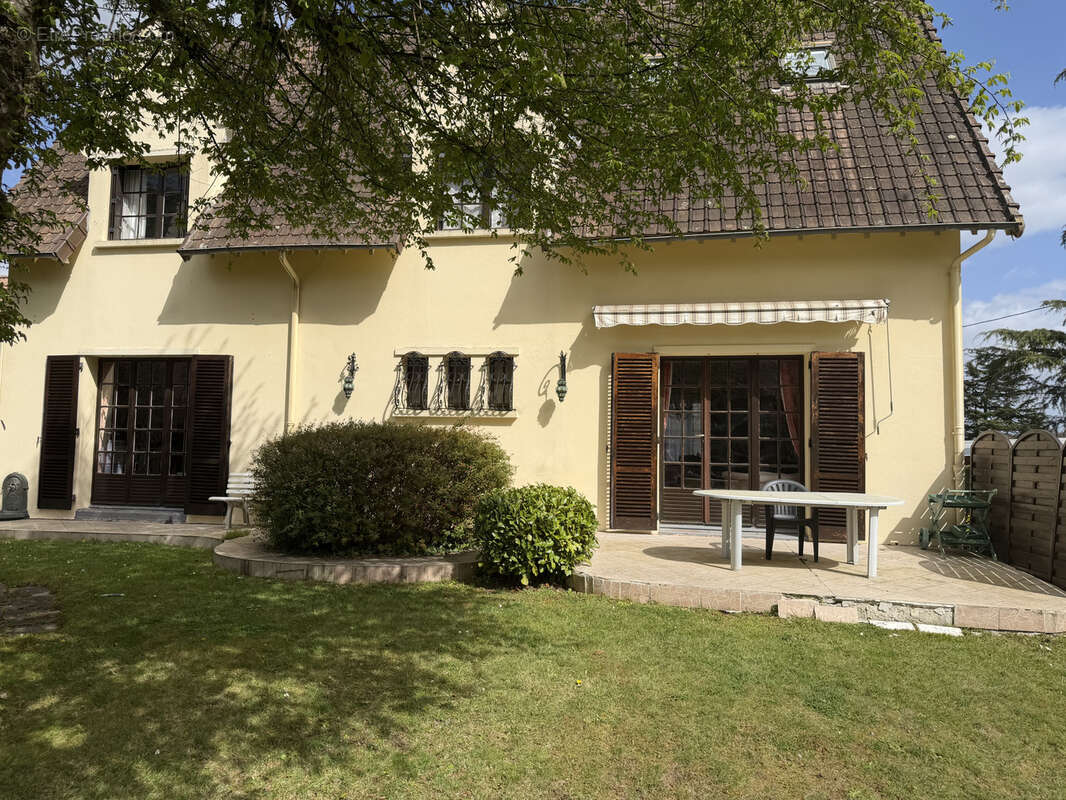 Maison à L'ETANG-LA-VILLE