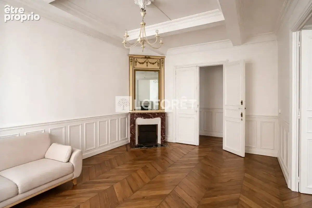 Trois Pièces - Charme de l'ancien - Paris 15ème - photo 2