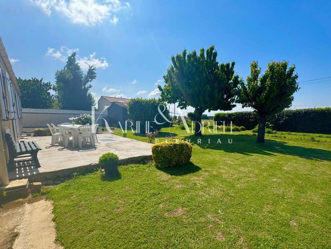 Photo 5 - Maison à SAINT-MARTIN-DE-FRAIGNEAU