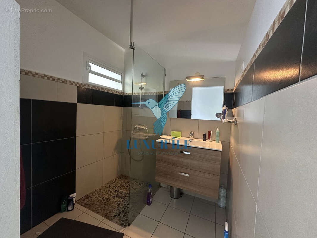 Appartement à LE GOSIER