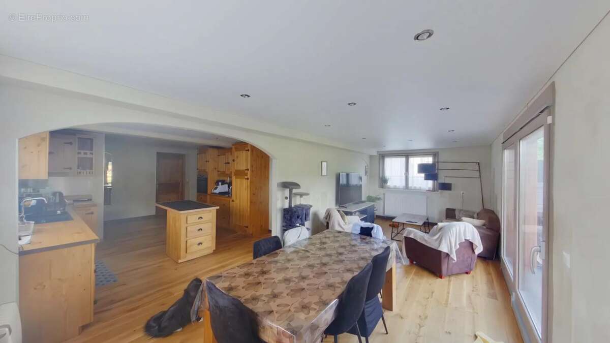 Appartement à BOIS-D'AMONT
