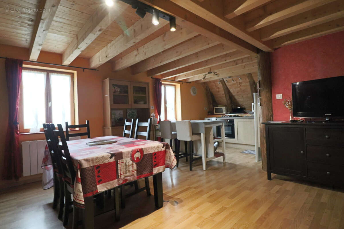 Maison à LARODDE