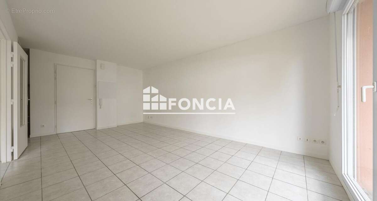 Appartement à VILLENAVE-D'ORNON