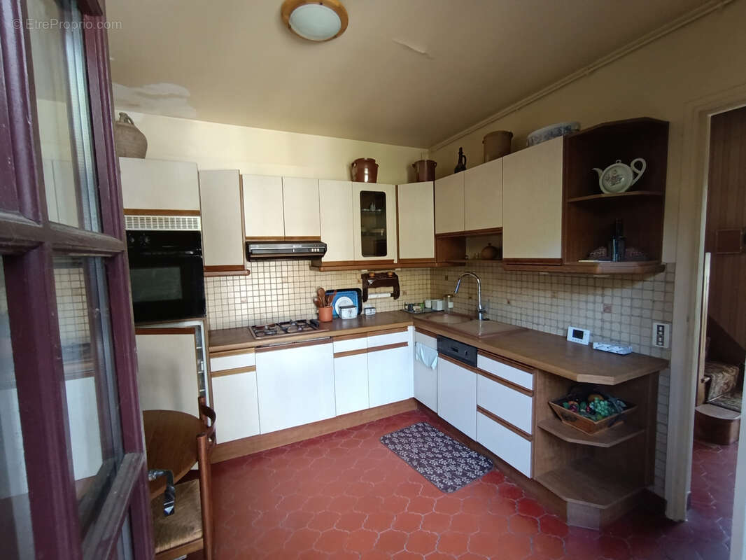 Maison à BURES-SUR-YVETTE