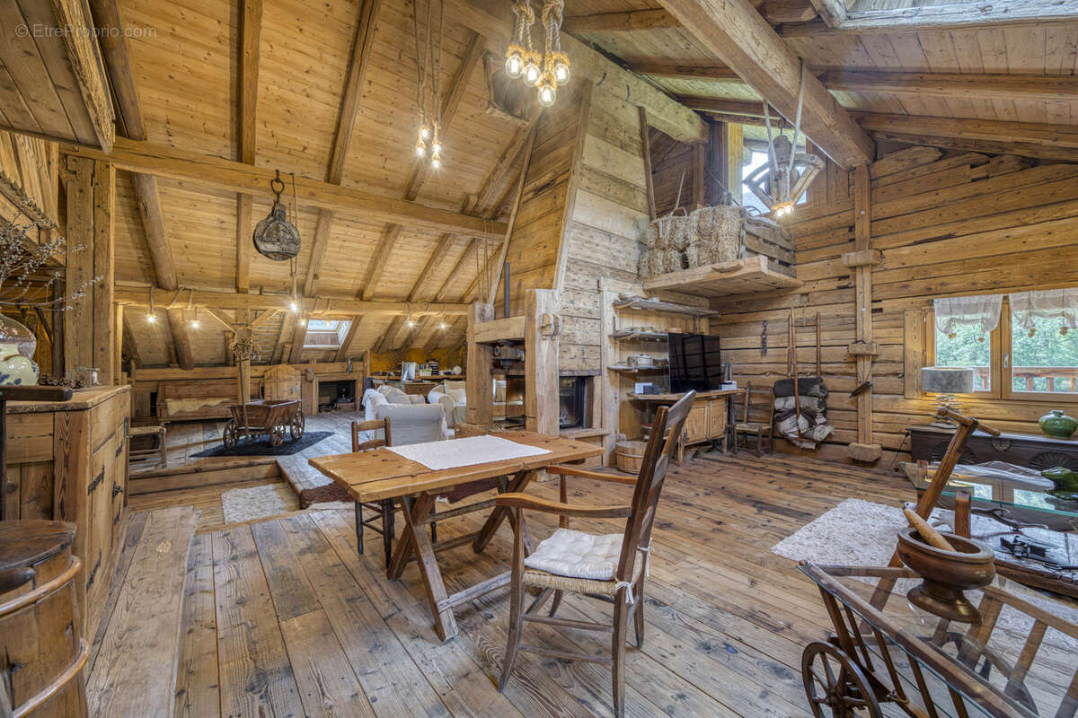 Maison à THONES