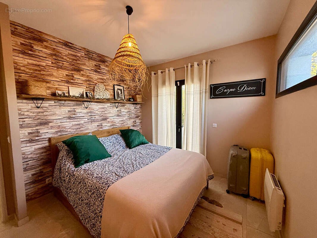 Maison à PLAN-D&#039;AUPS-SAINTE-BAUME