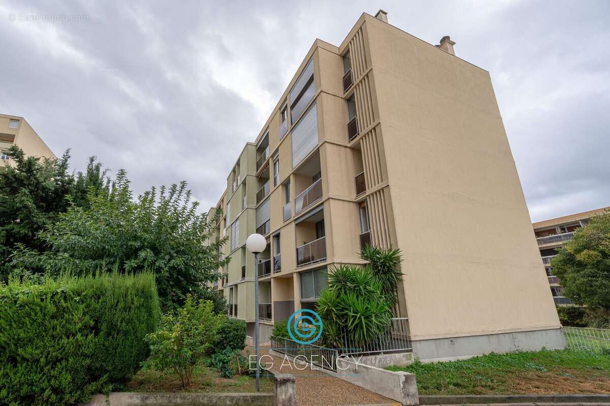 Appartement à MARSEILLE-10E