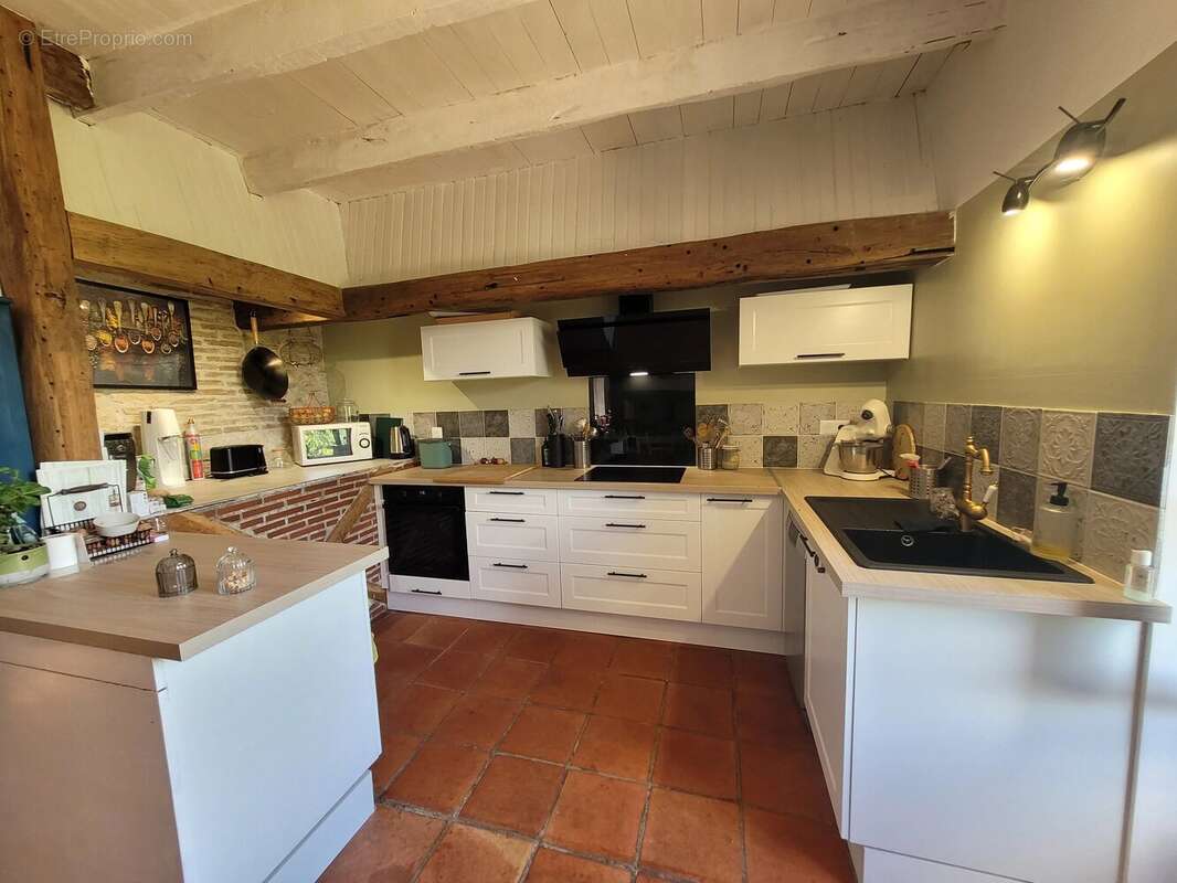 Propriété isolée avec 2 gîtes et piscine sur plus de 4 hectares - photo 17