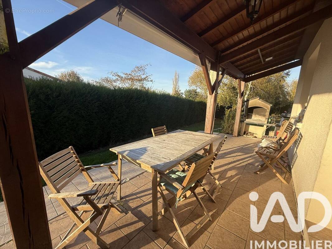 Photo 1 - Maison à JAUNAY-CLAN