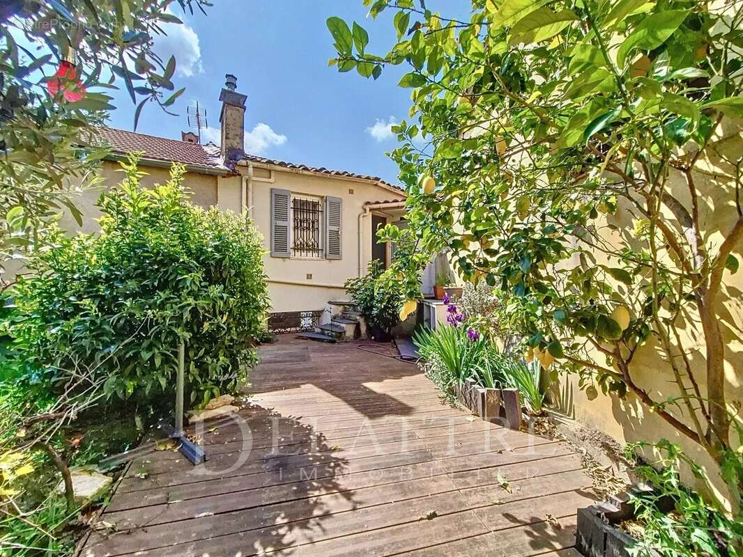 Maison à LE BAR-SUR-LOUP