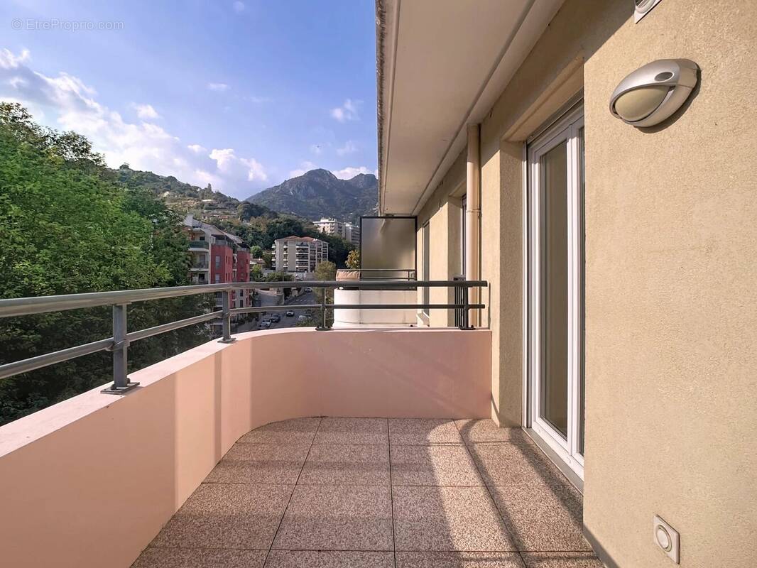 Appartement à MENTON