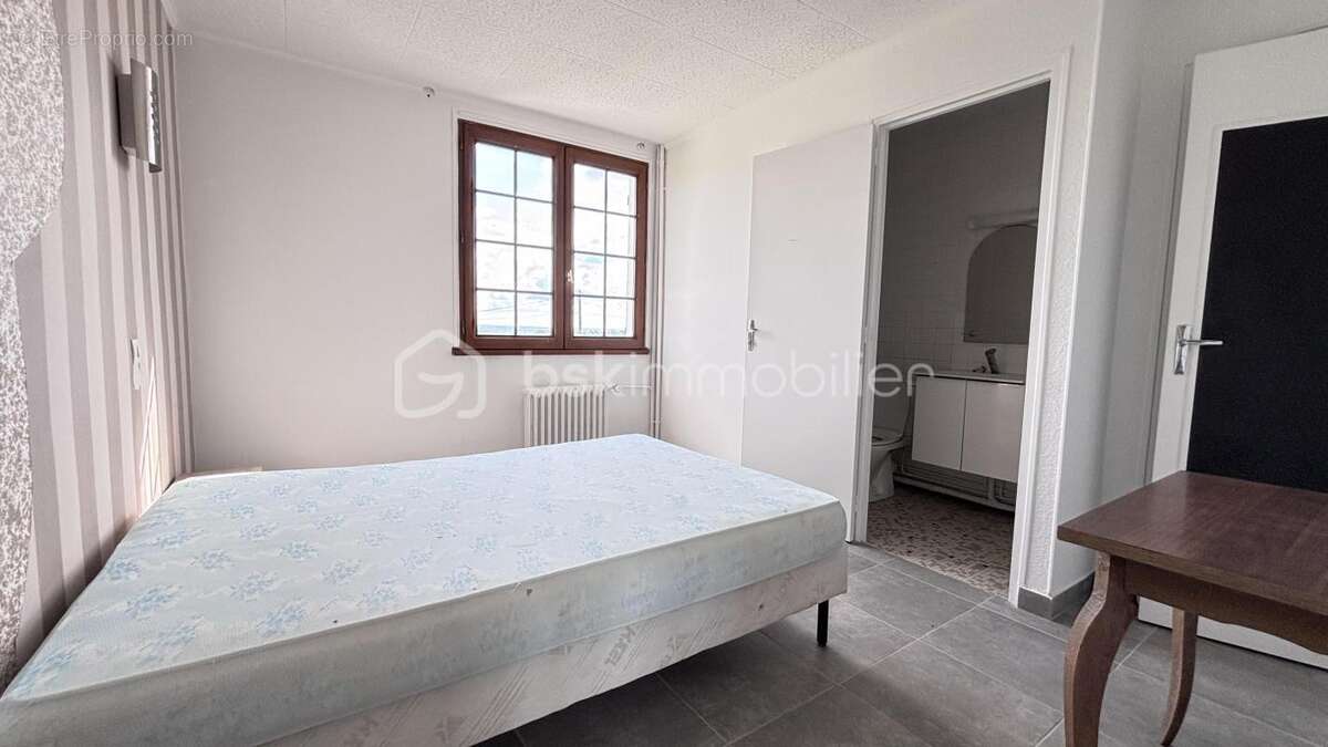 Commerce à SAINT-REMY