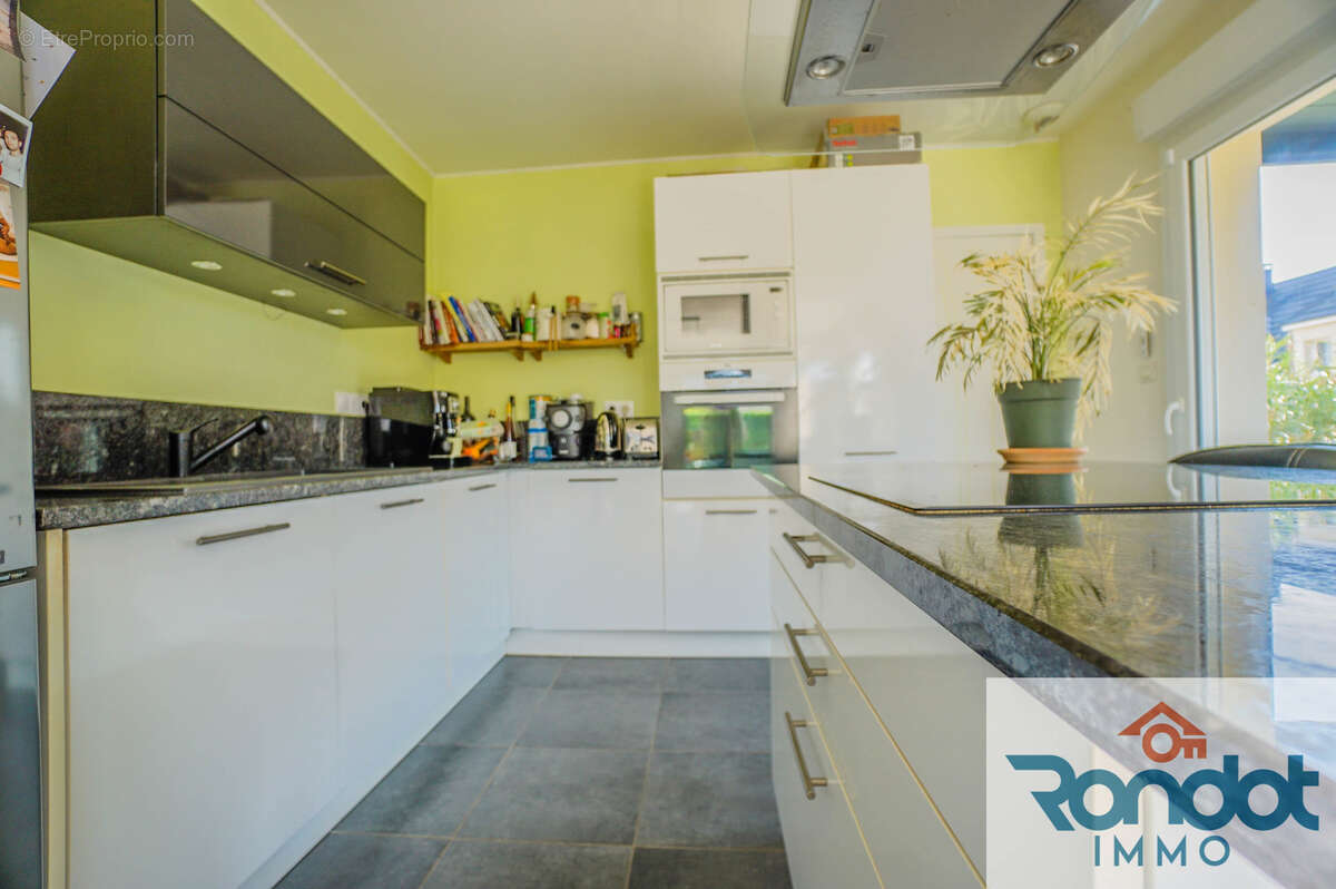 Maison à NORGES-LA-VILLE