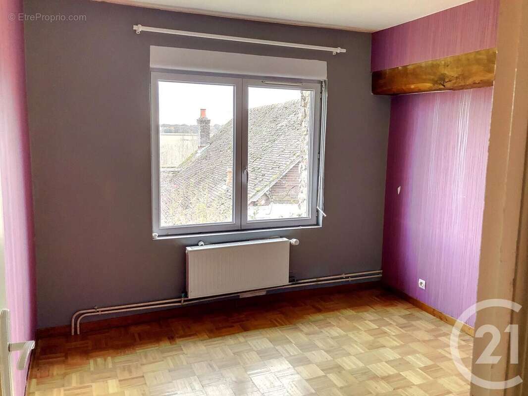 Maison 212 m² à Rouvres  - photo 11