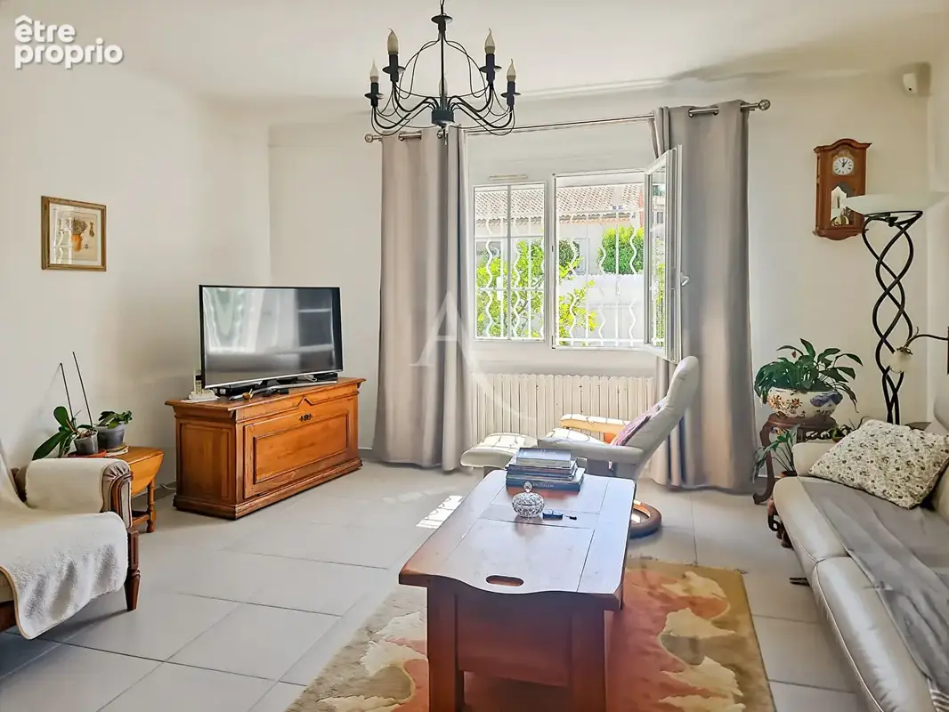 LE PRADET Maison T4 + T2 indépendante à pied du centre ville et des plages ! - photo 2