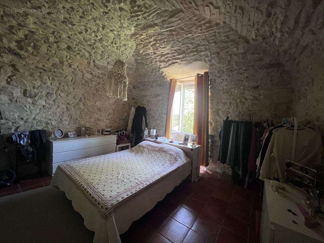 Maison avec piscine entre Barjac et Saint-Ambroix - photo 7