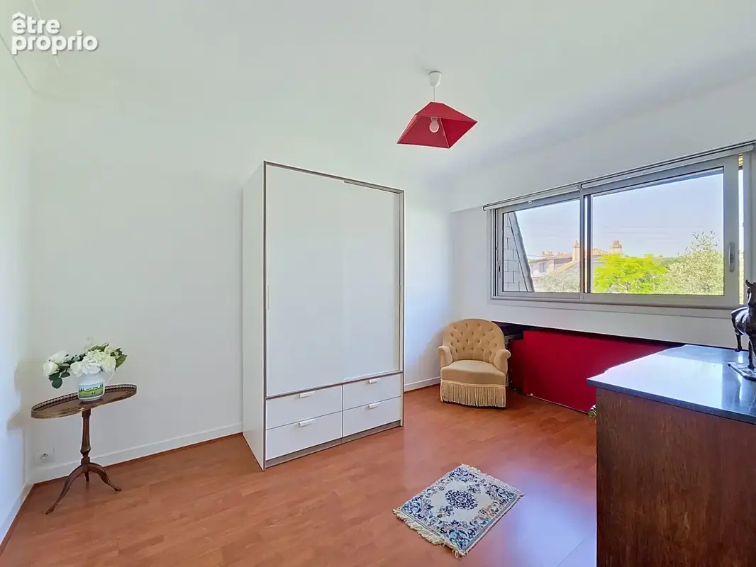 Maison 200 m² à Nantes  - photo 9
