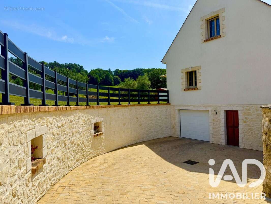 Photo 3 - Maison à PONTPOINT