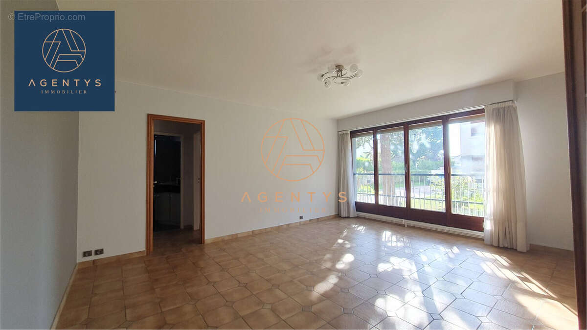 Appartement à LE PERREUX-SUR-MARNE