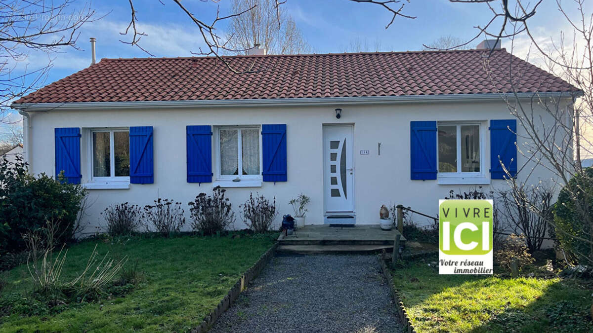 Maison à LA CHAPELLE-BASSE-MER