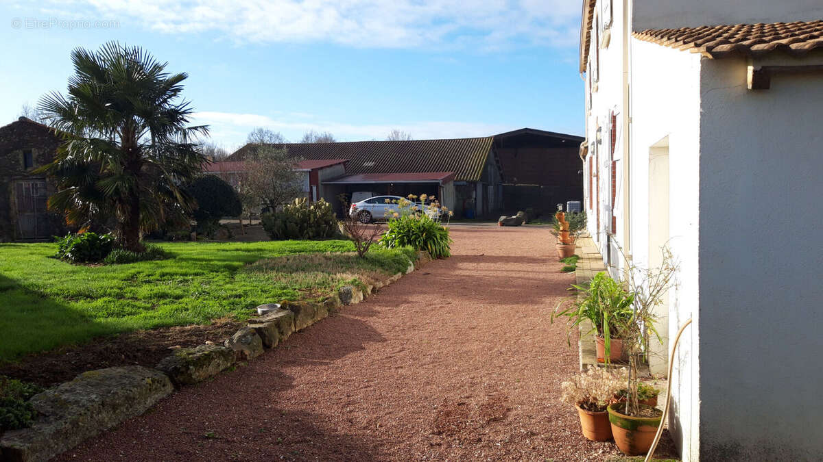 Maison à LE BERNARD