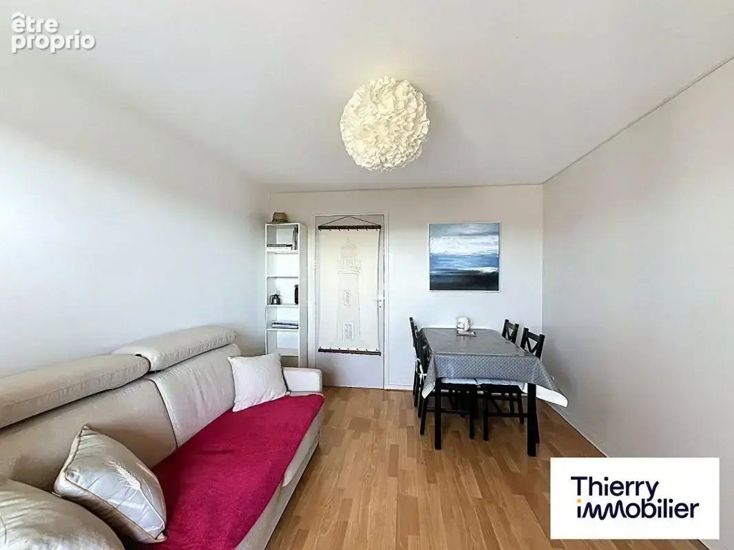 DINARD CENTRE - Appartement balcon, cave, parking - photo 5