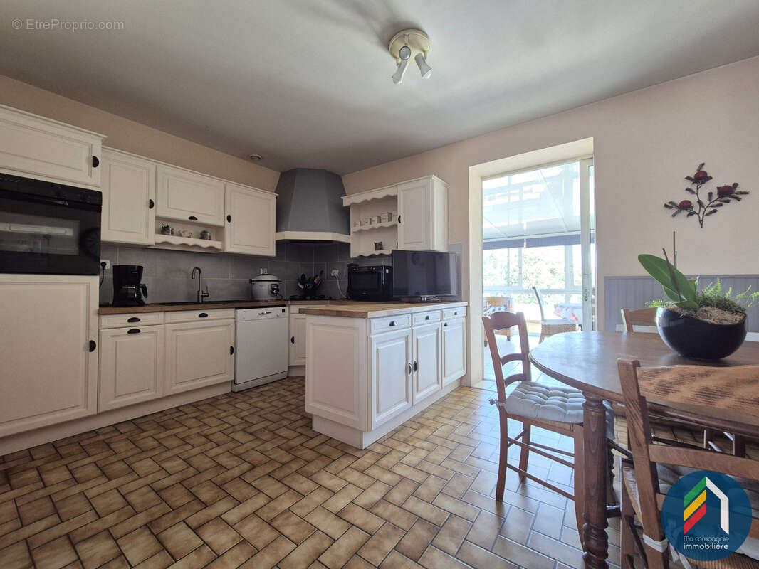 Maison à LA MEILLERAIE-TILLAY