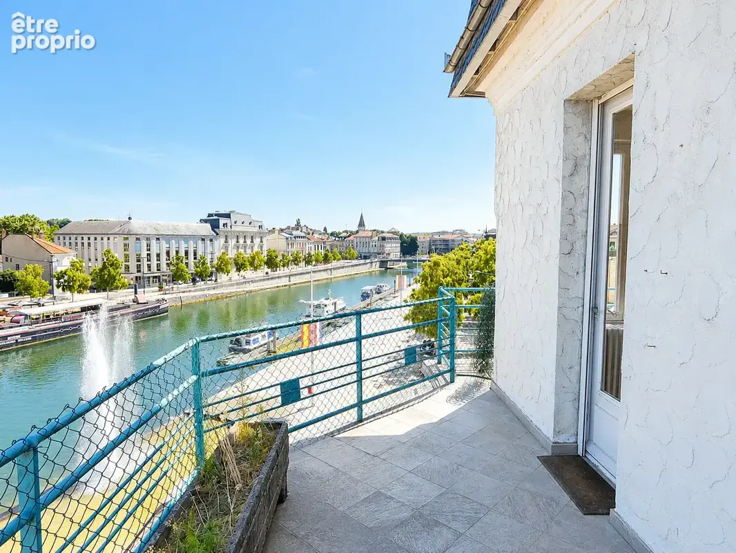 Superbe appartement en duplex de 124 m2 avec balcon et vue sur les quais - photo 15