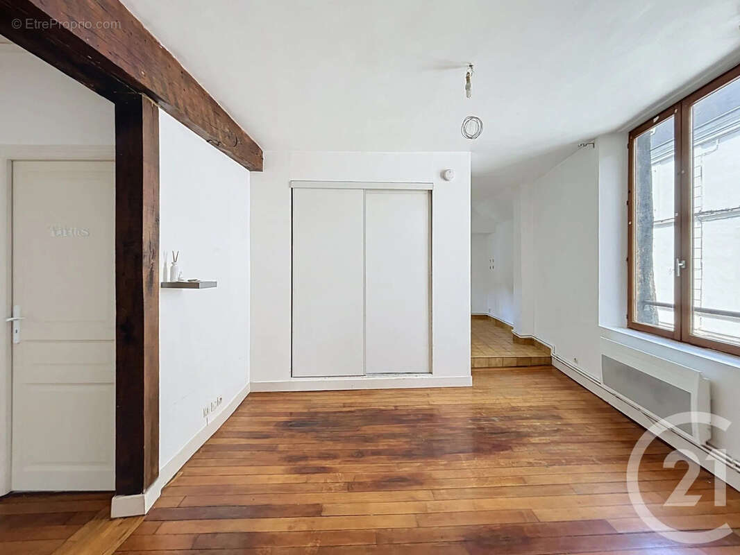 Appartement 76 m² à Sens  - photo 6