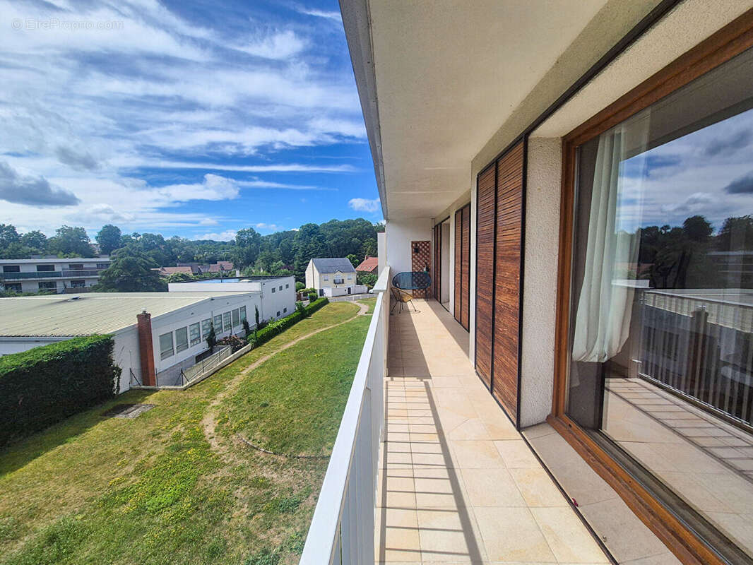Appartement à PRINGY