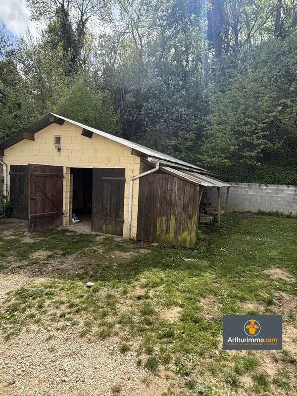 Maison à MAUREGNY-EN-HAYE