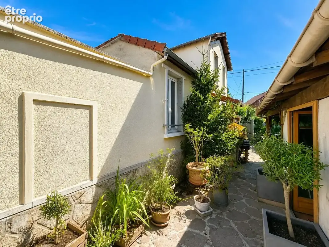 Maison 4 pièces 76 m² à vendre à Sucy-En-Brie (94370) - photo 3