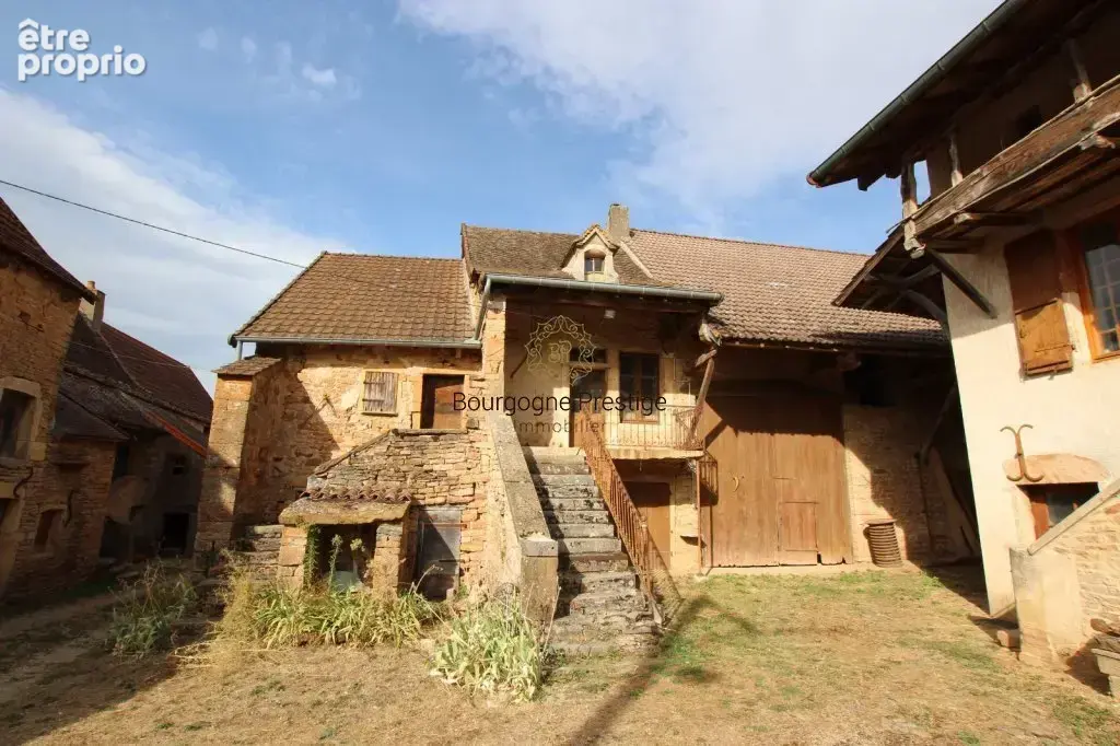 Ensemble immobilier en pierre a renover d'une surface utile de 585 m²* terrain 1800 m² - photo 3