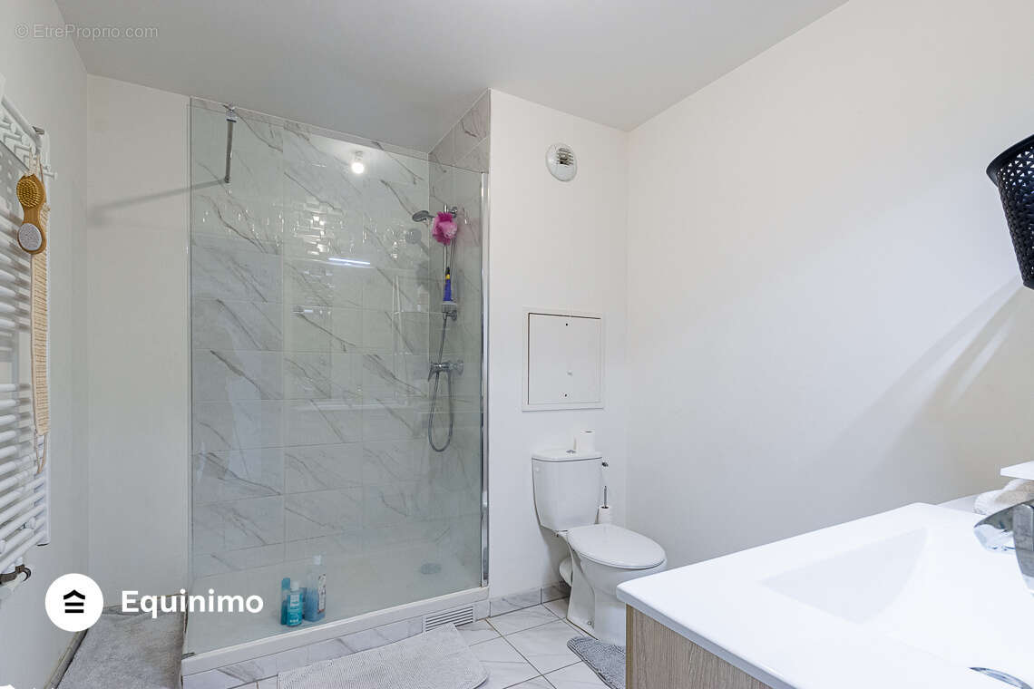 Appartement à LE BLANC-MESNIL