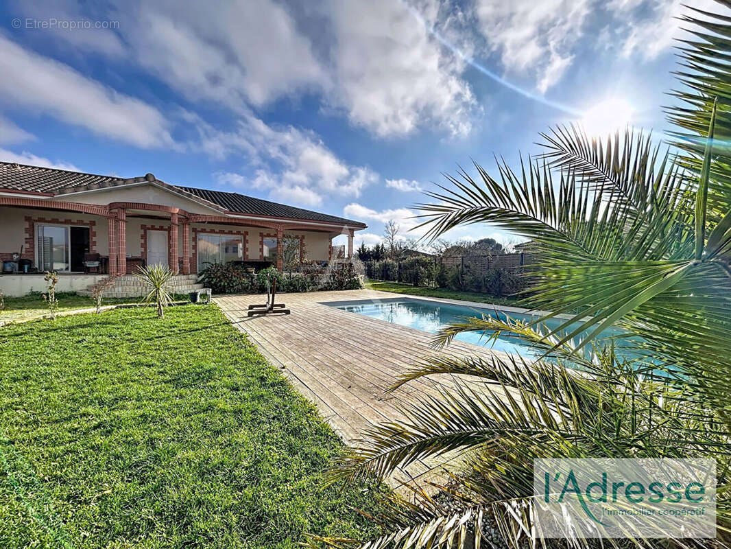 Maison à SAINT-JORY