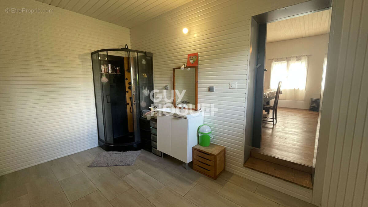 Maison à LUXEY