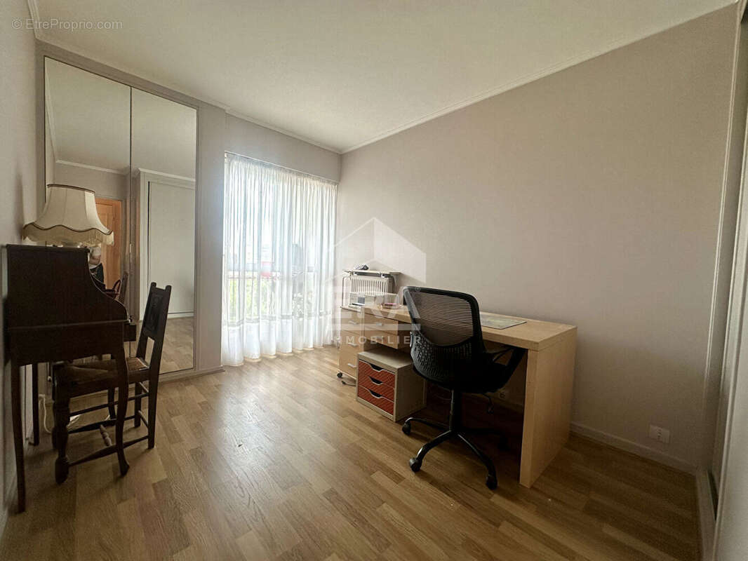 Appartement Sartrouville 3 pièce(s) 67 m2 - photo 8